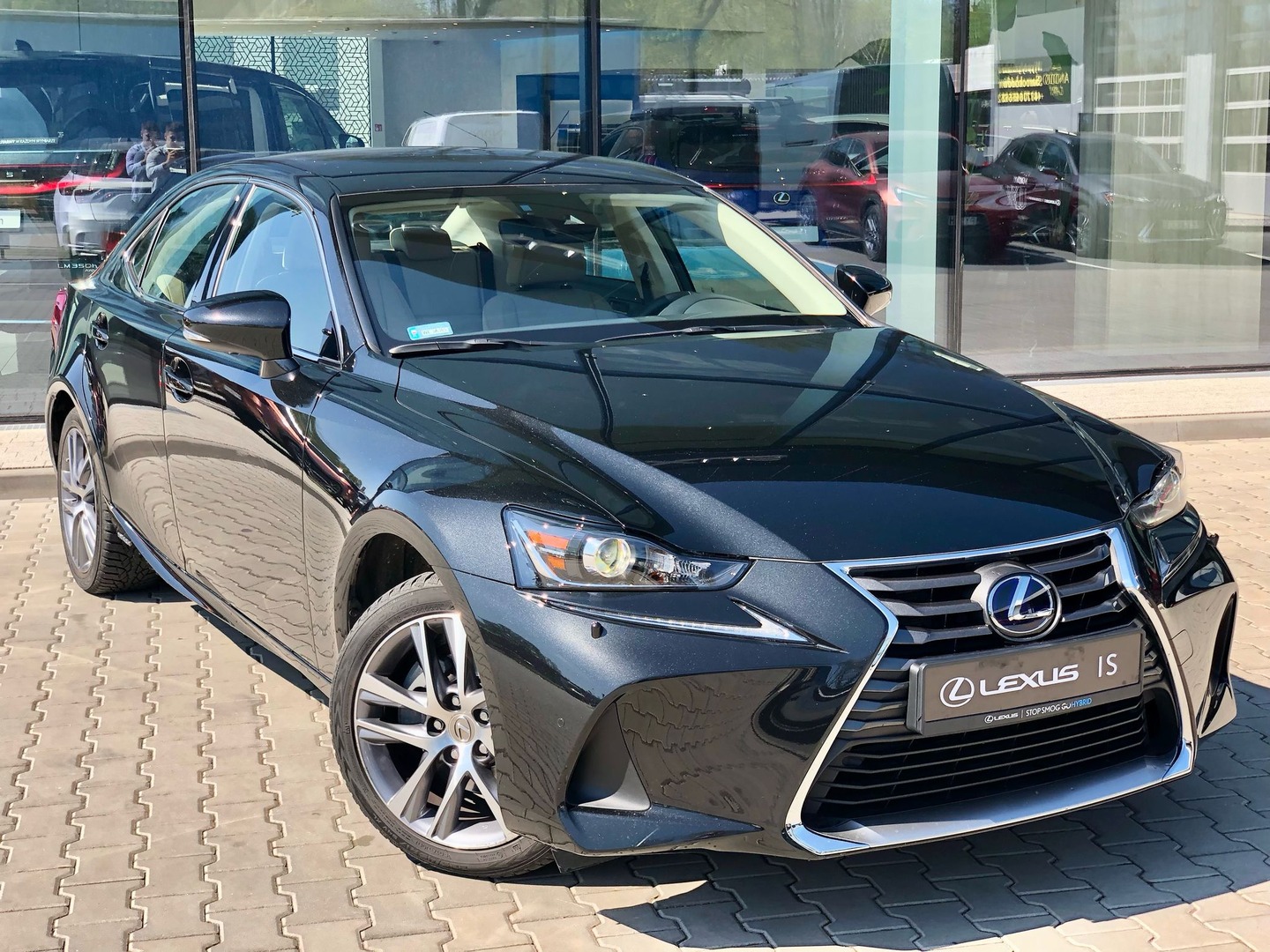 Lexus IS