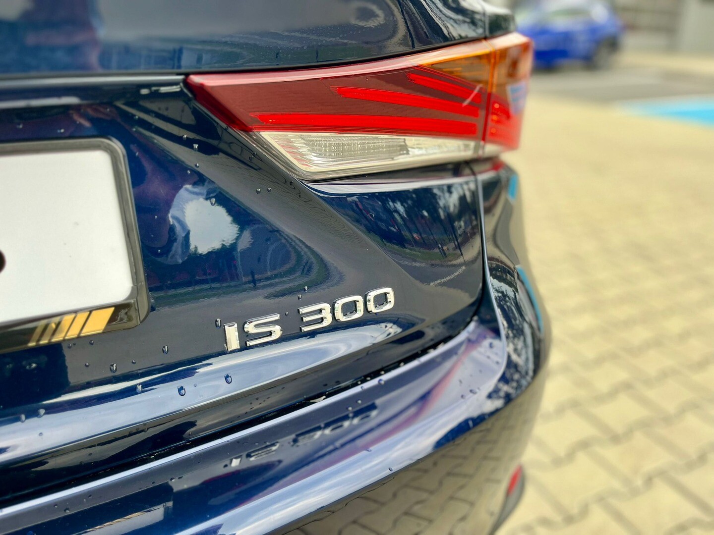 Lexus IS
