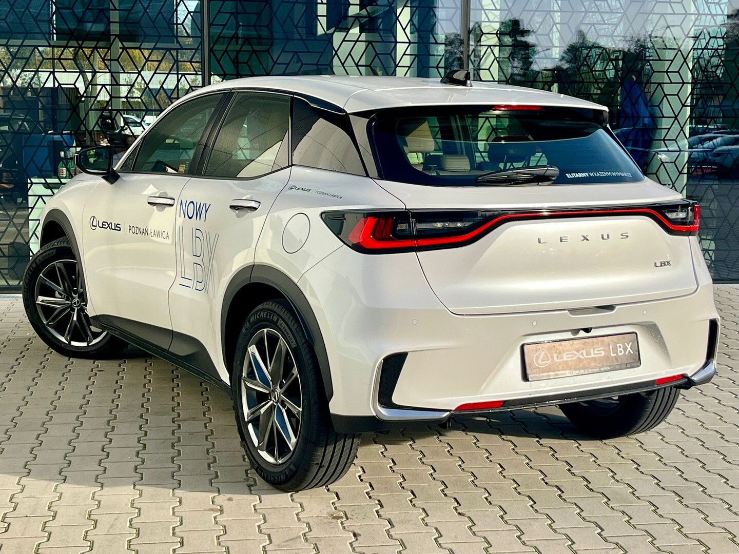 Lexus LBX