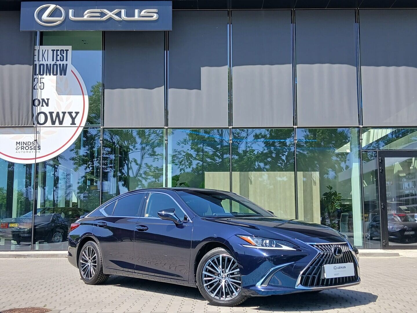 Lexus ES