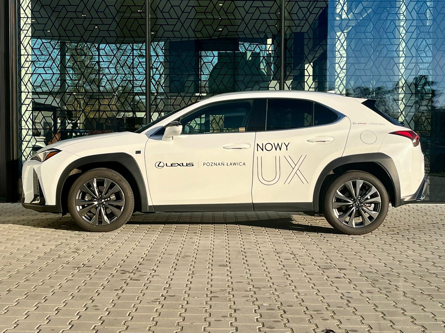 Lexus UX