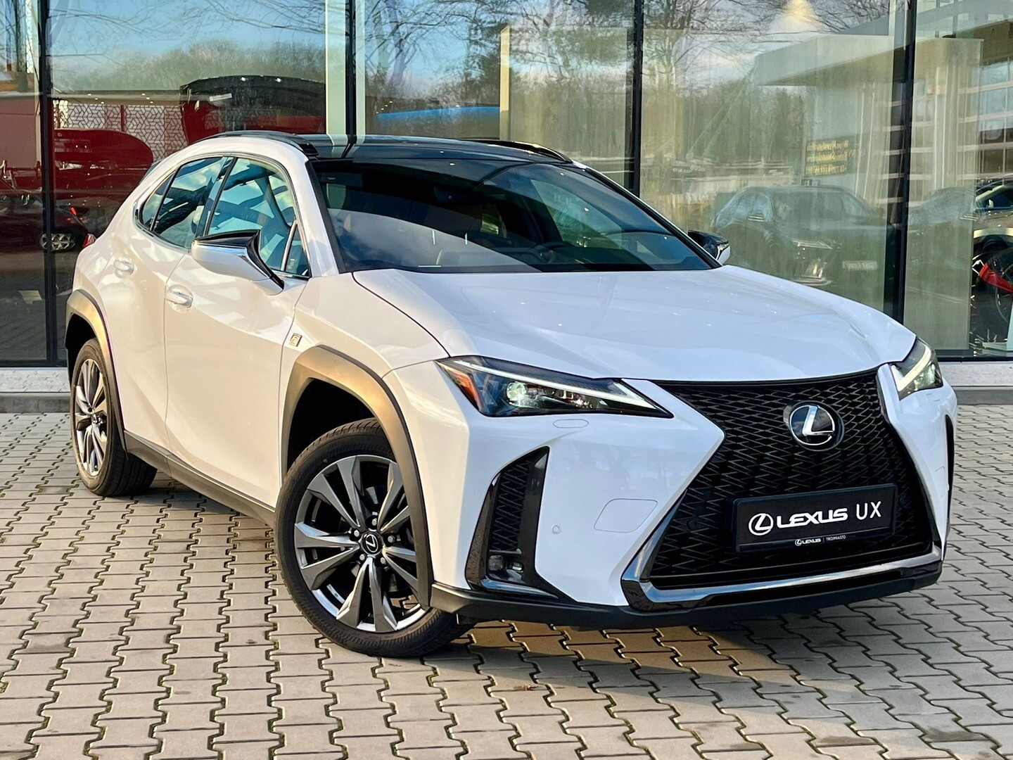 Lexus UX