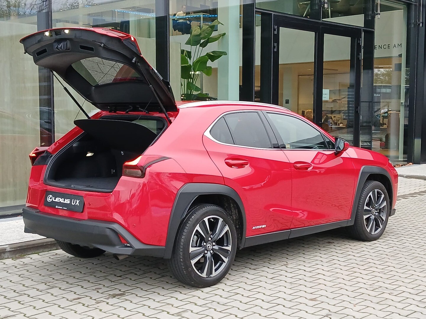Lexus UX