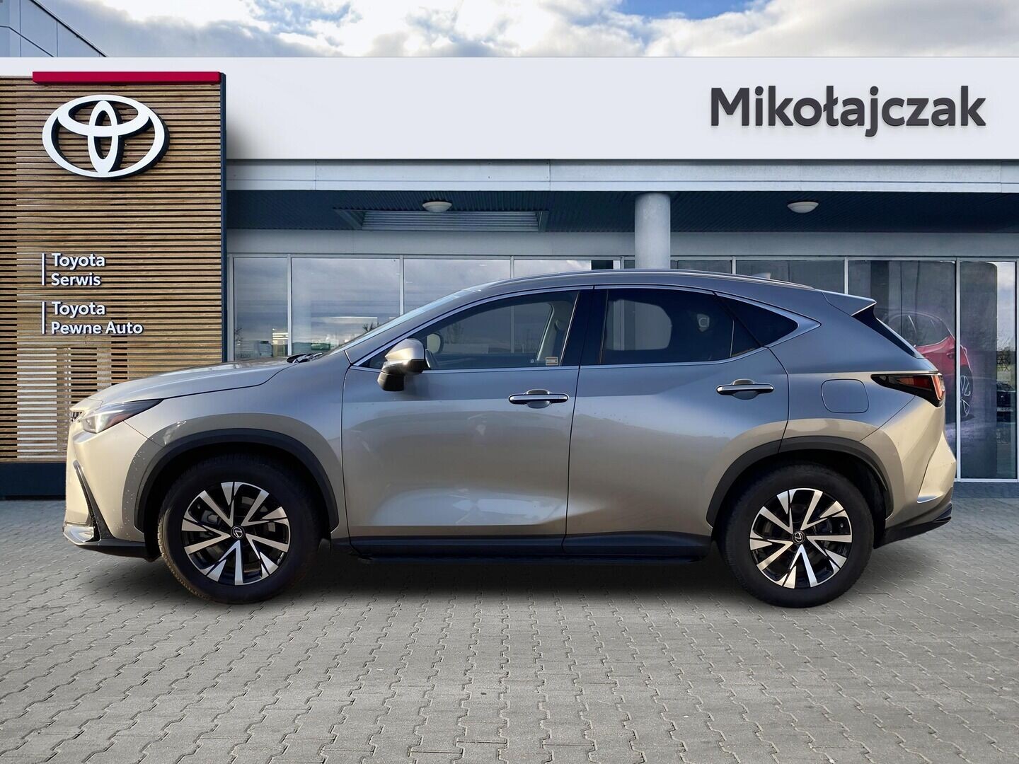 Lexus NX