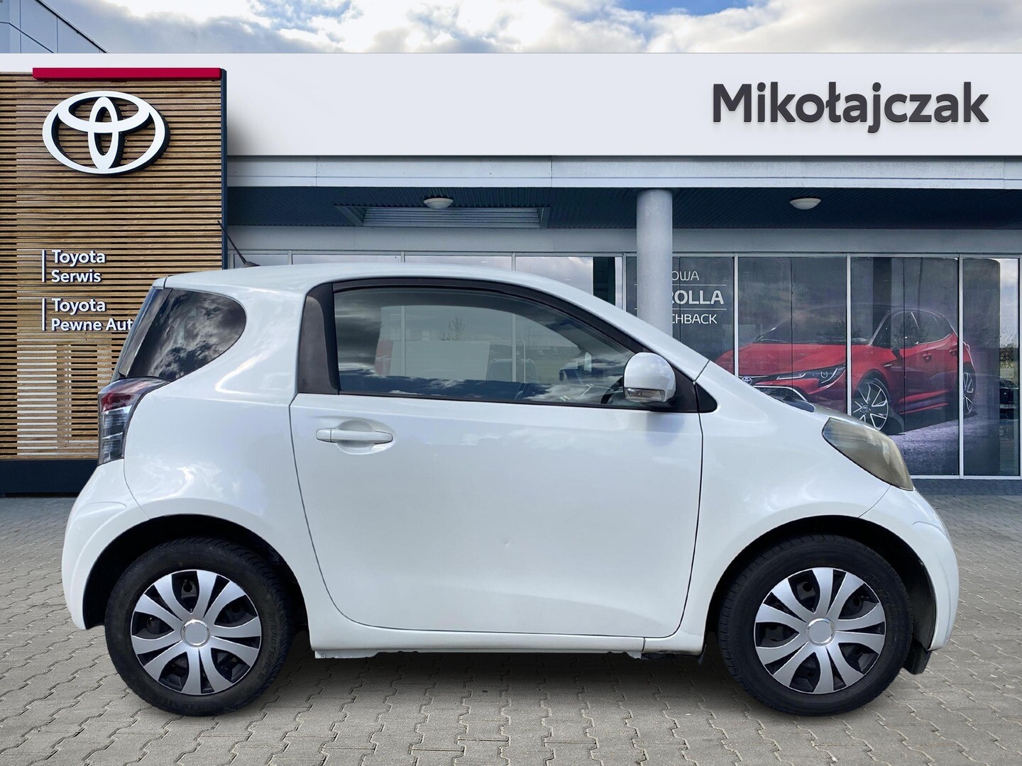 Toyota iQ