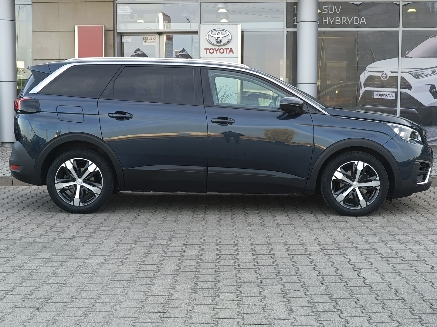 Peugeot 5008