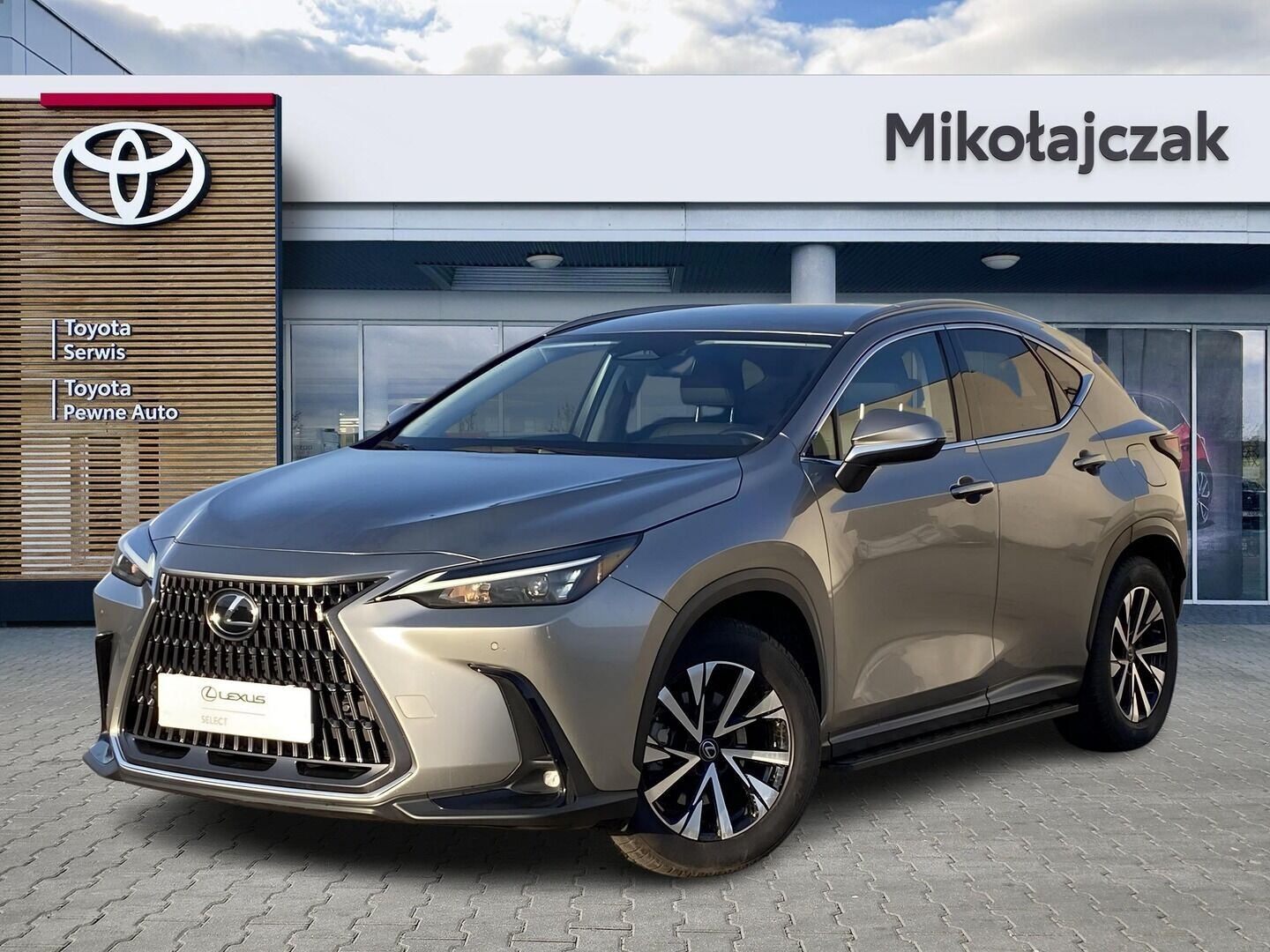 Lexus NX