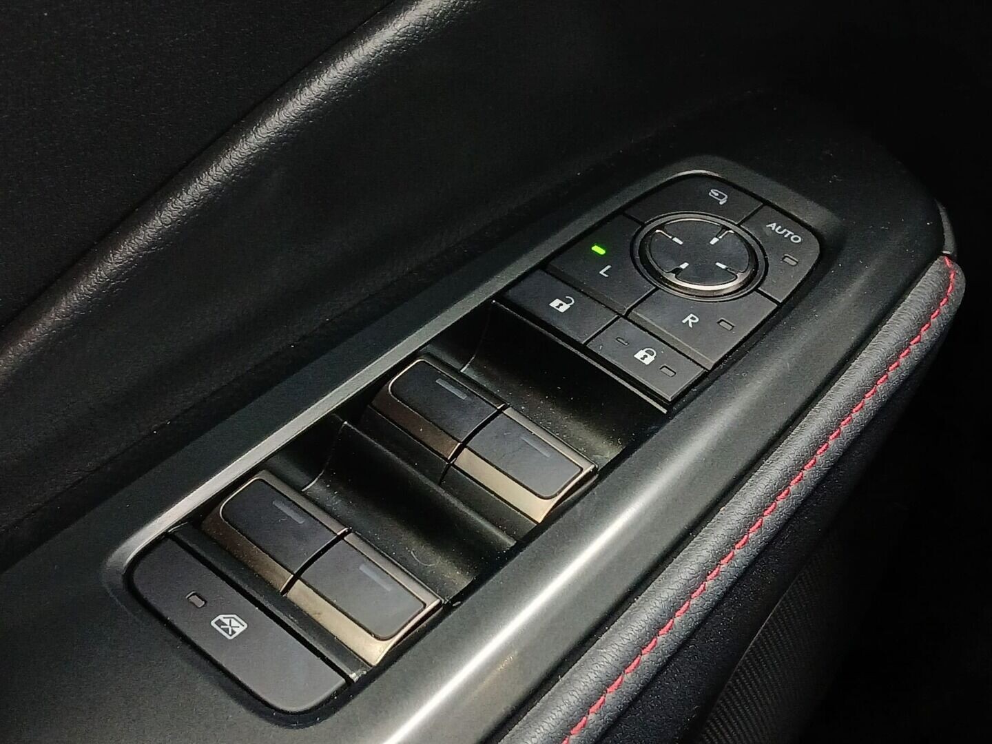 Lexus LBX