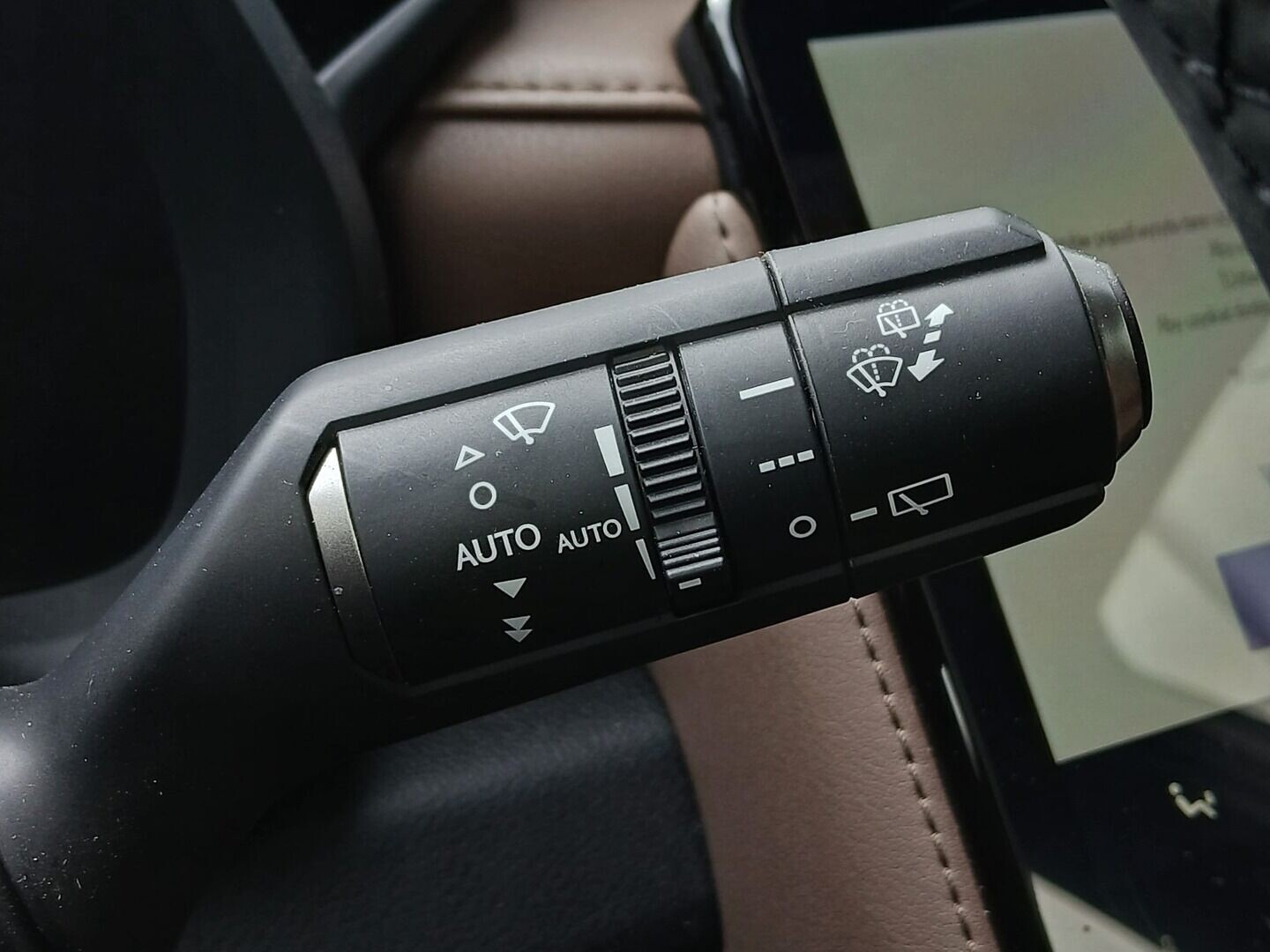 Lexus LBX