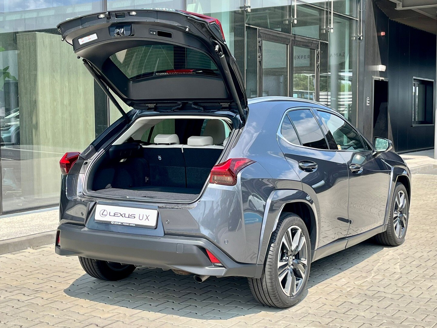 Lexus UX