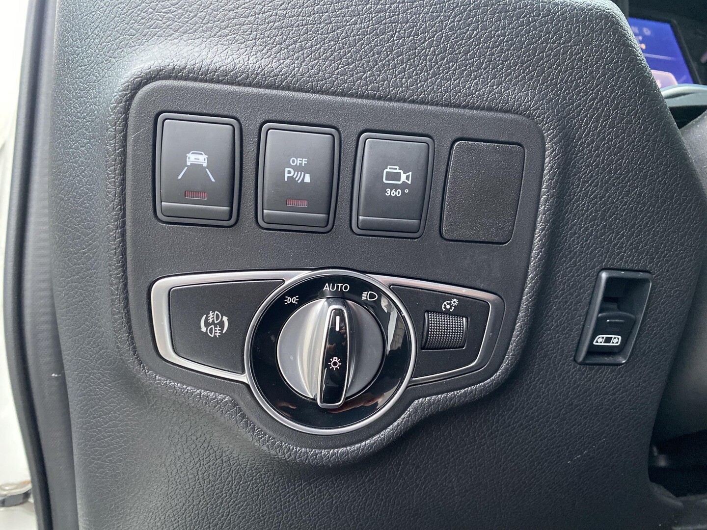 Mercedes-Benz Klasa X