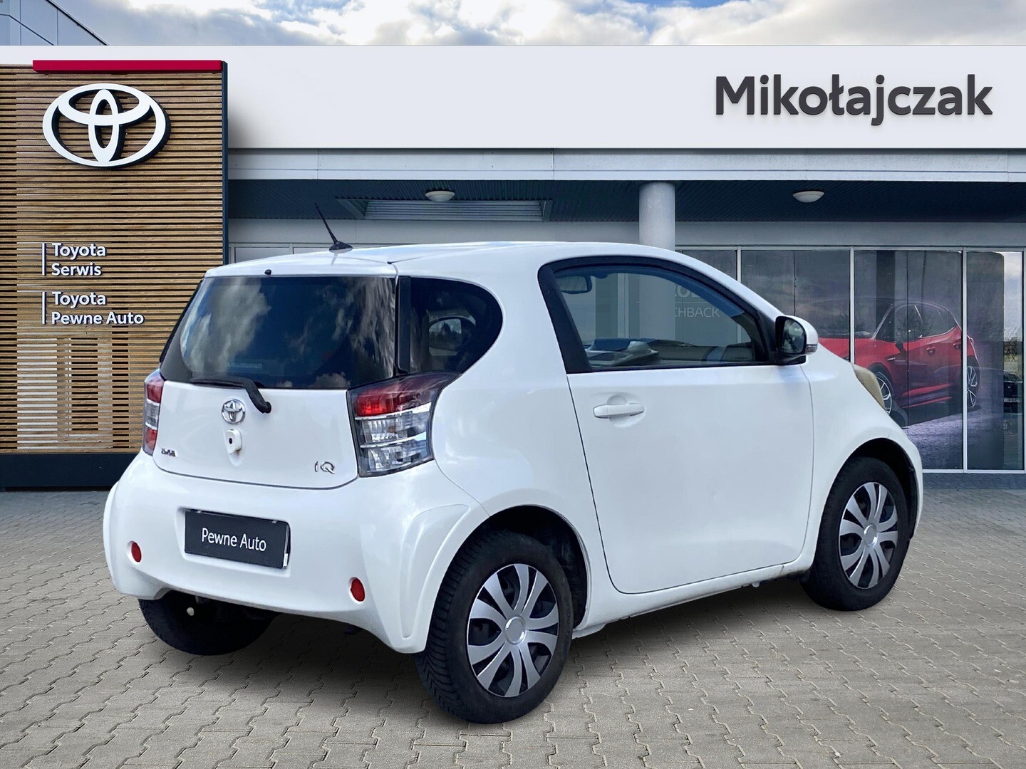 Toyota iQ
