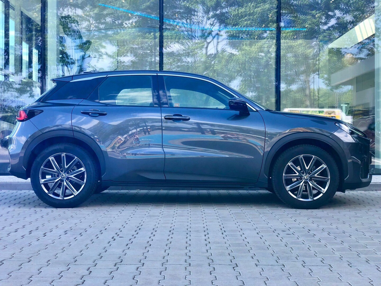 Lexus LBX