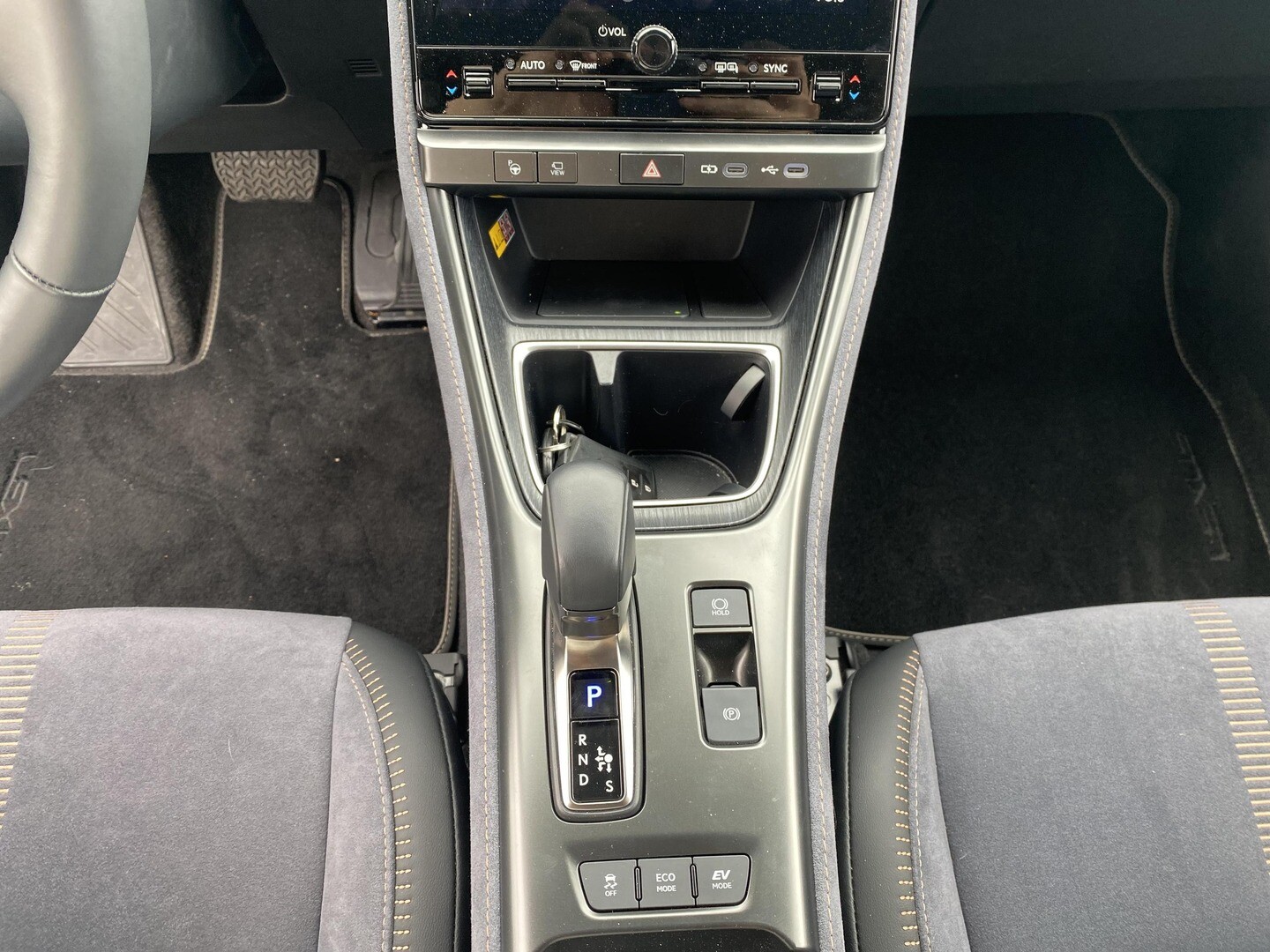 Lexus LBX