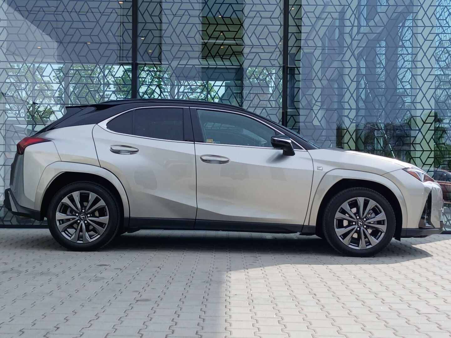 Lexus UX