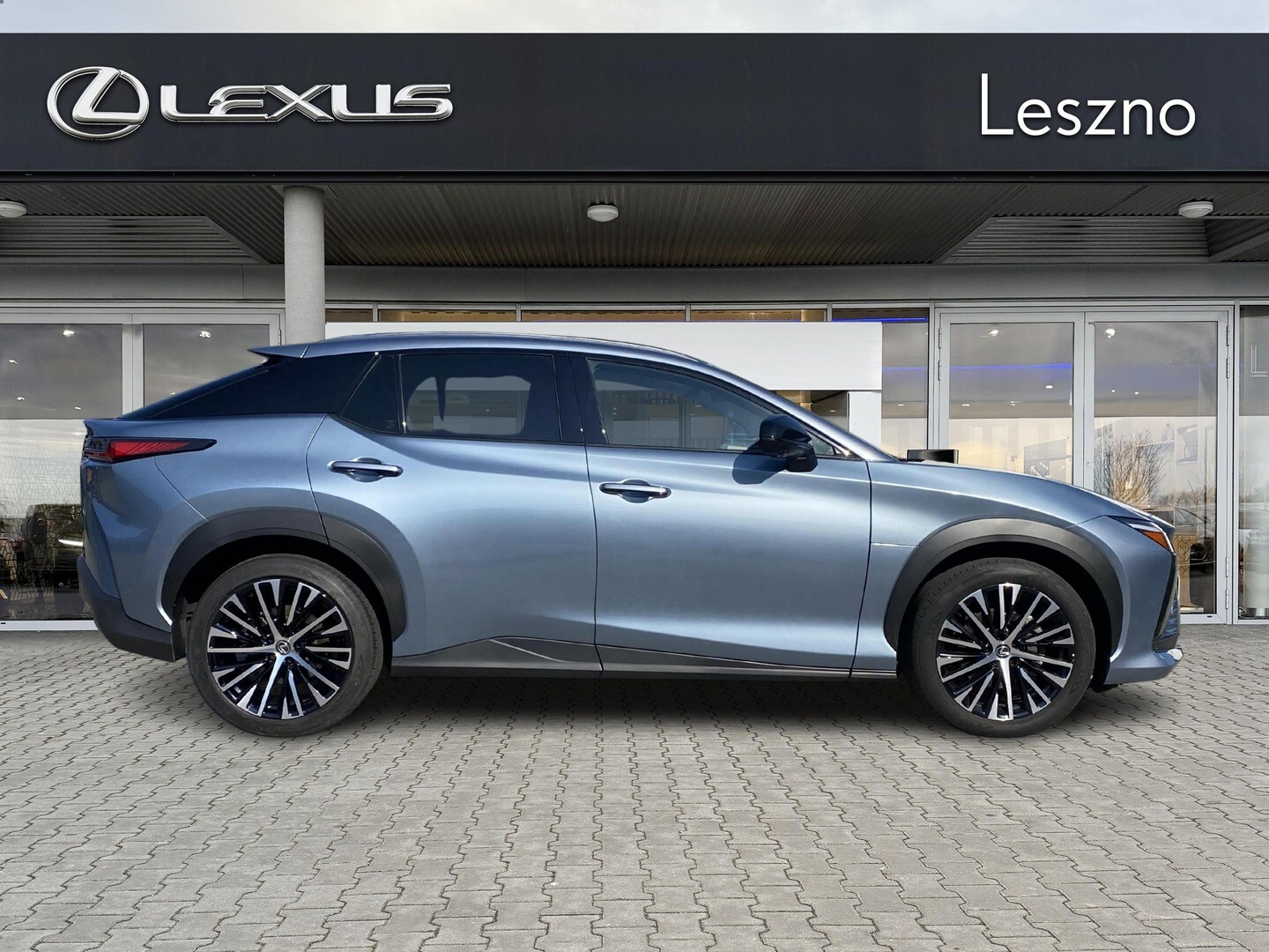 Lexus RZ