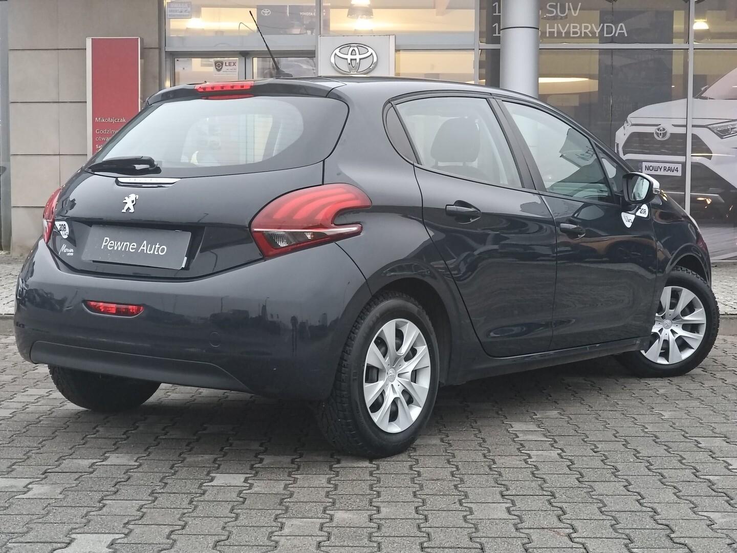 Peugeot 208