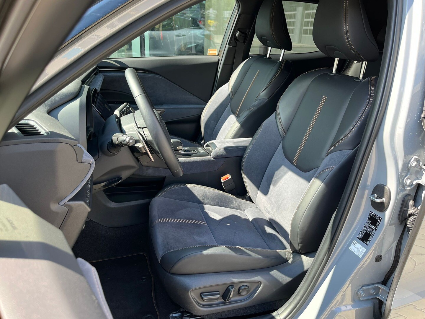 Lexus LBX