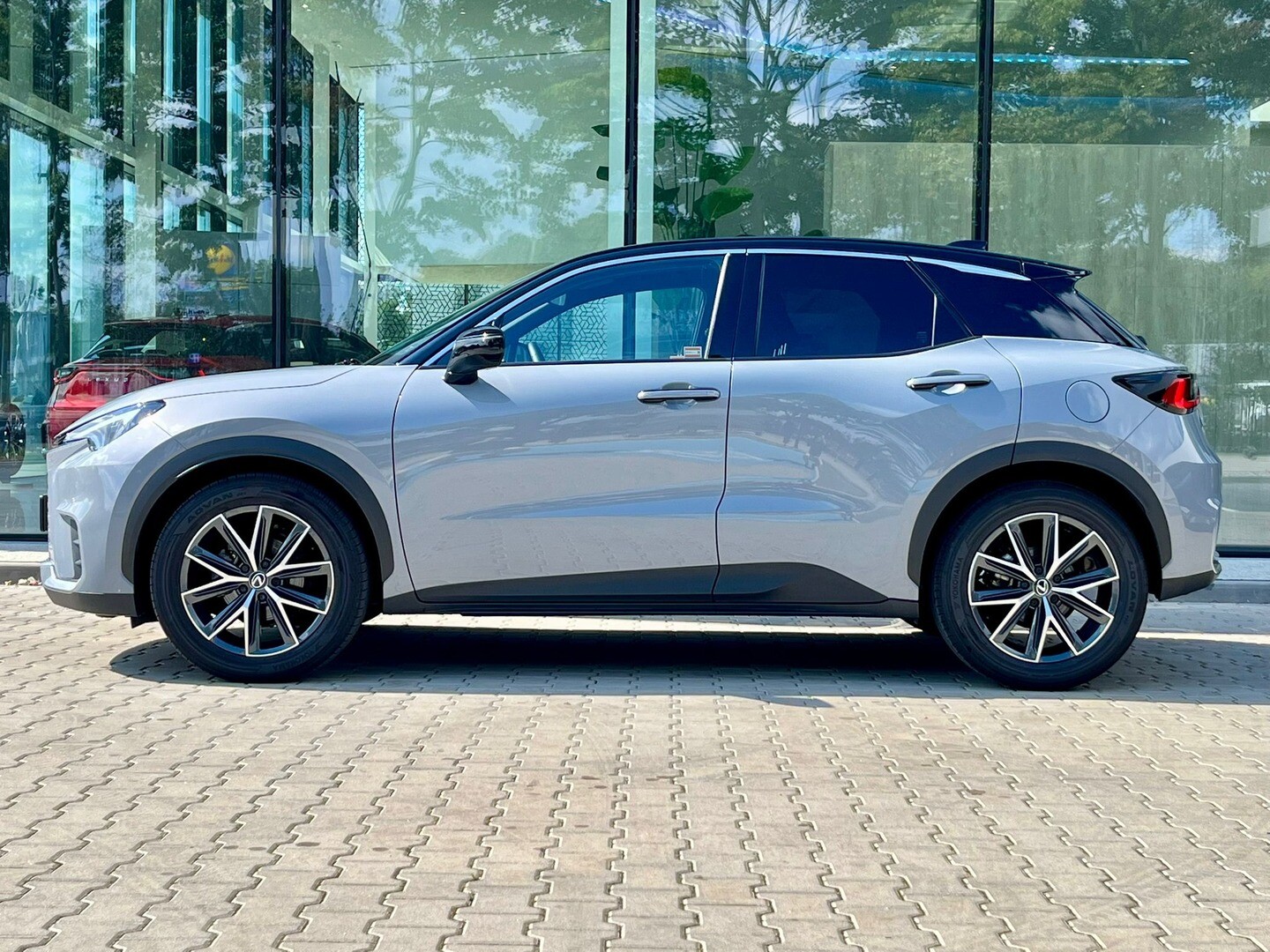 Lexus LBX