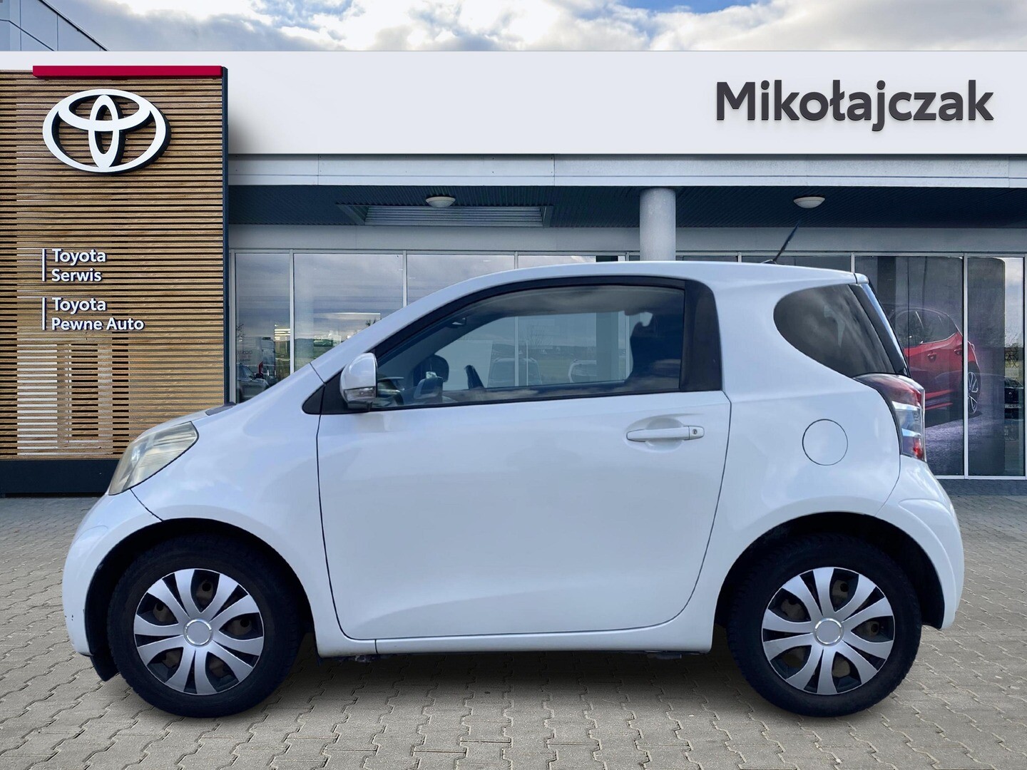 Toyota iQ