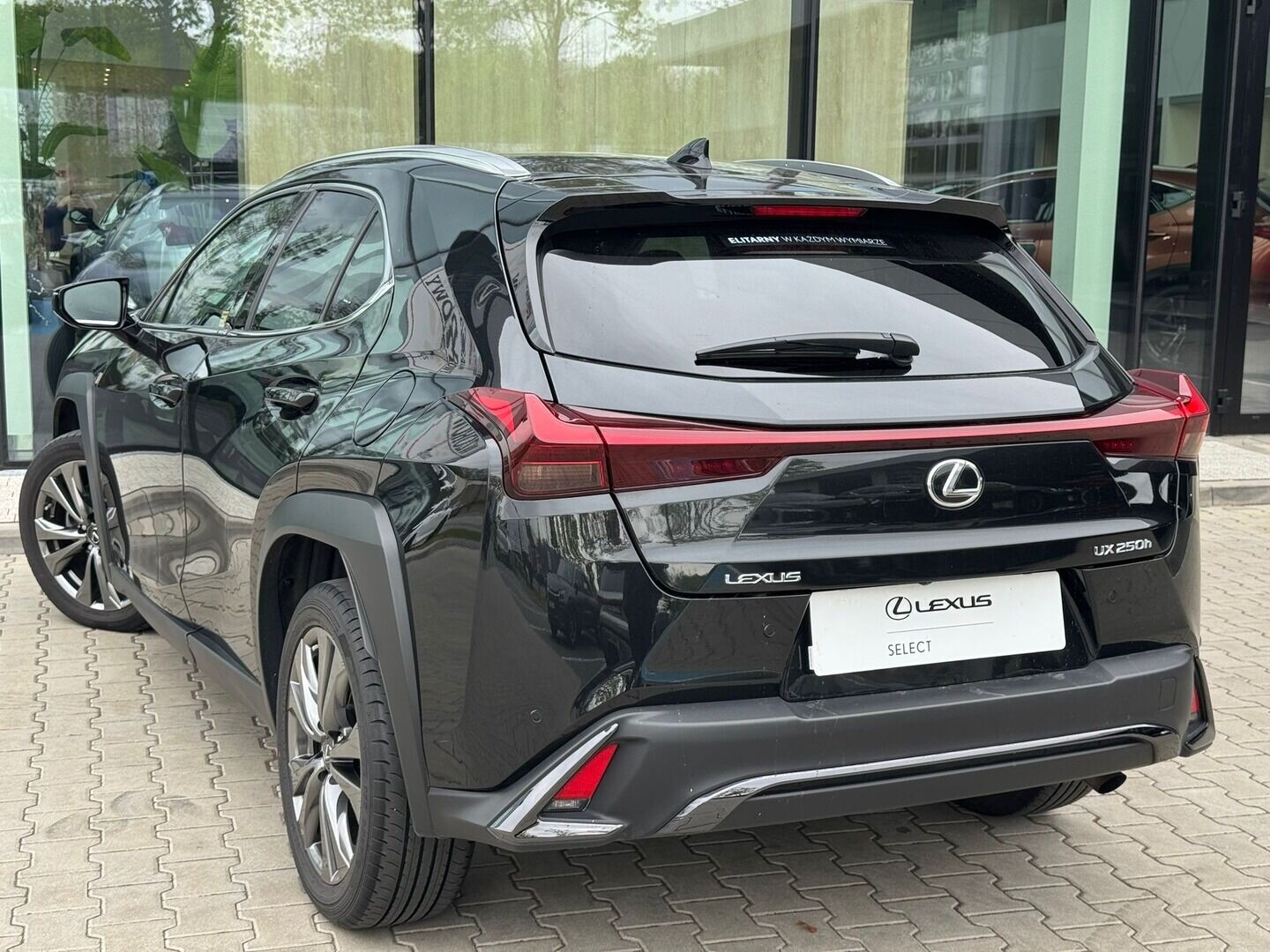 Lexus UX
