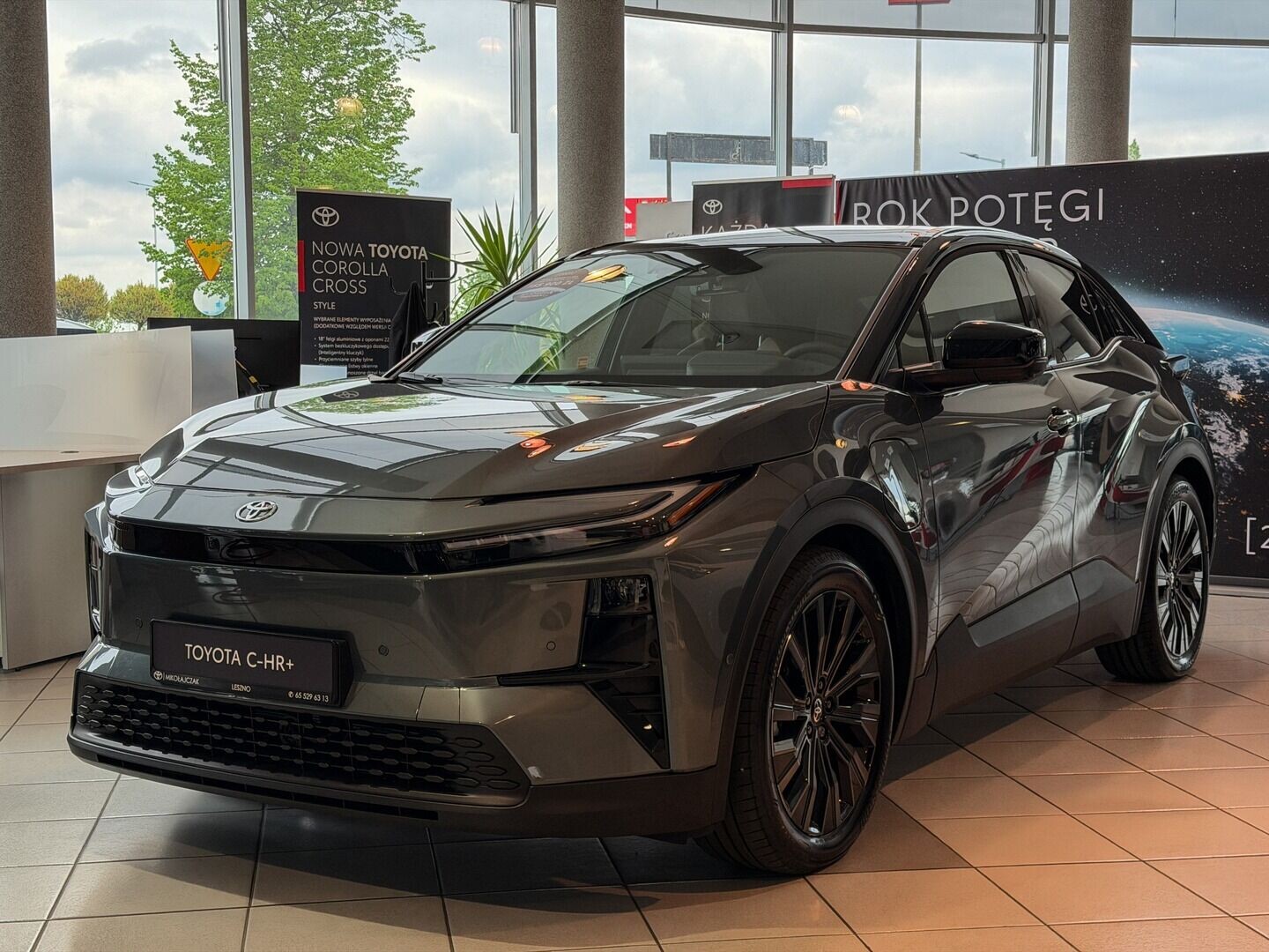 Toyota C-HR+