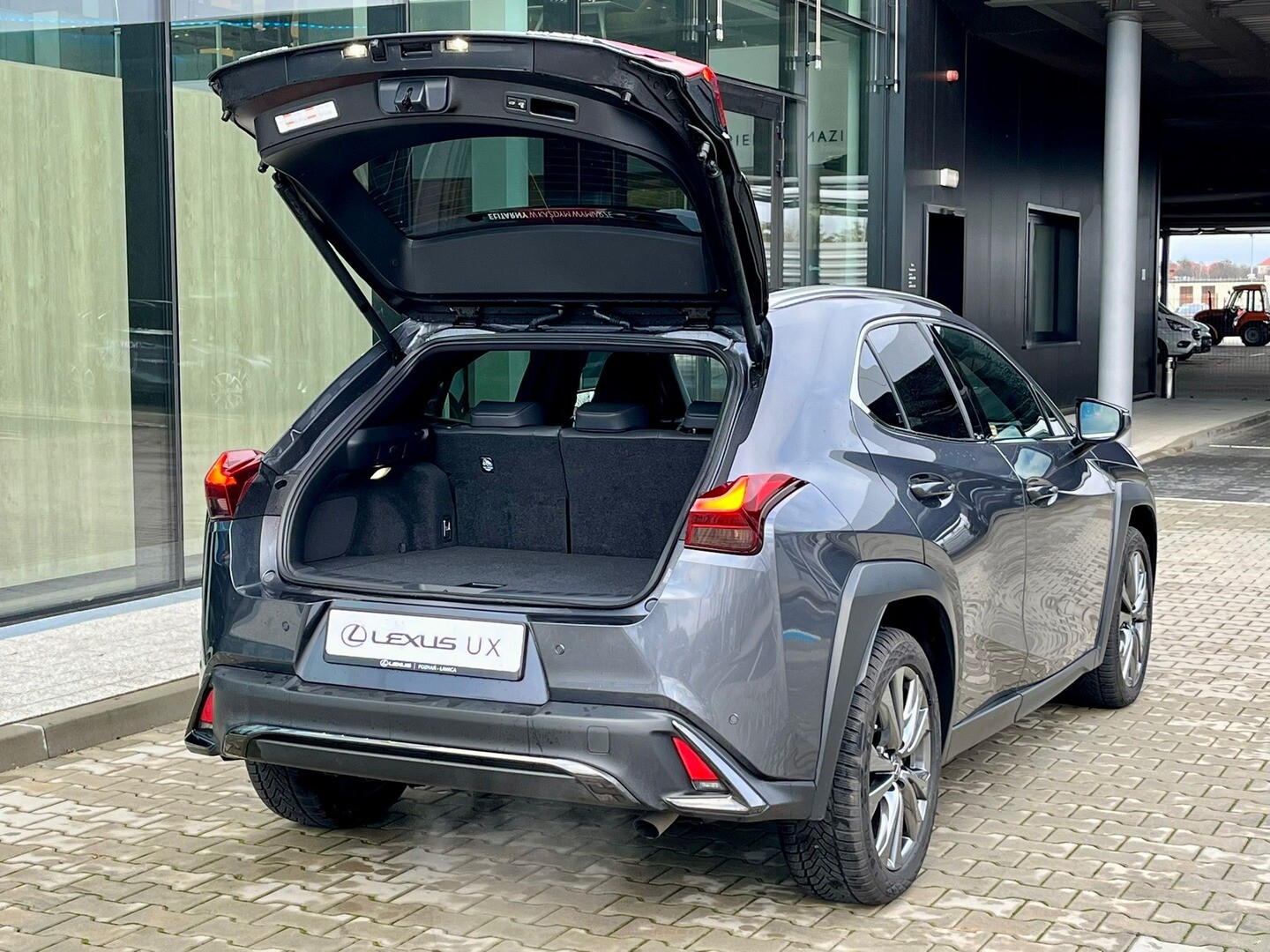 Lexus UX