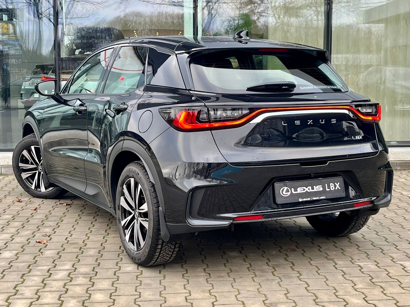 Lexus LBX