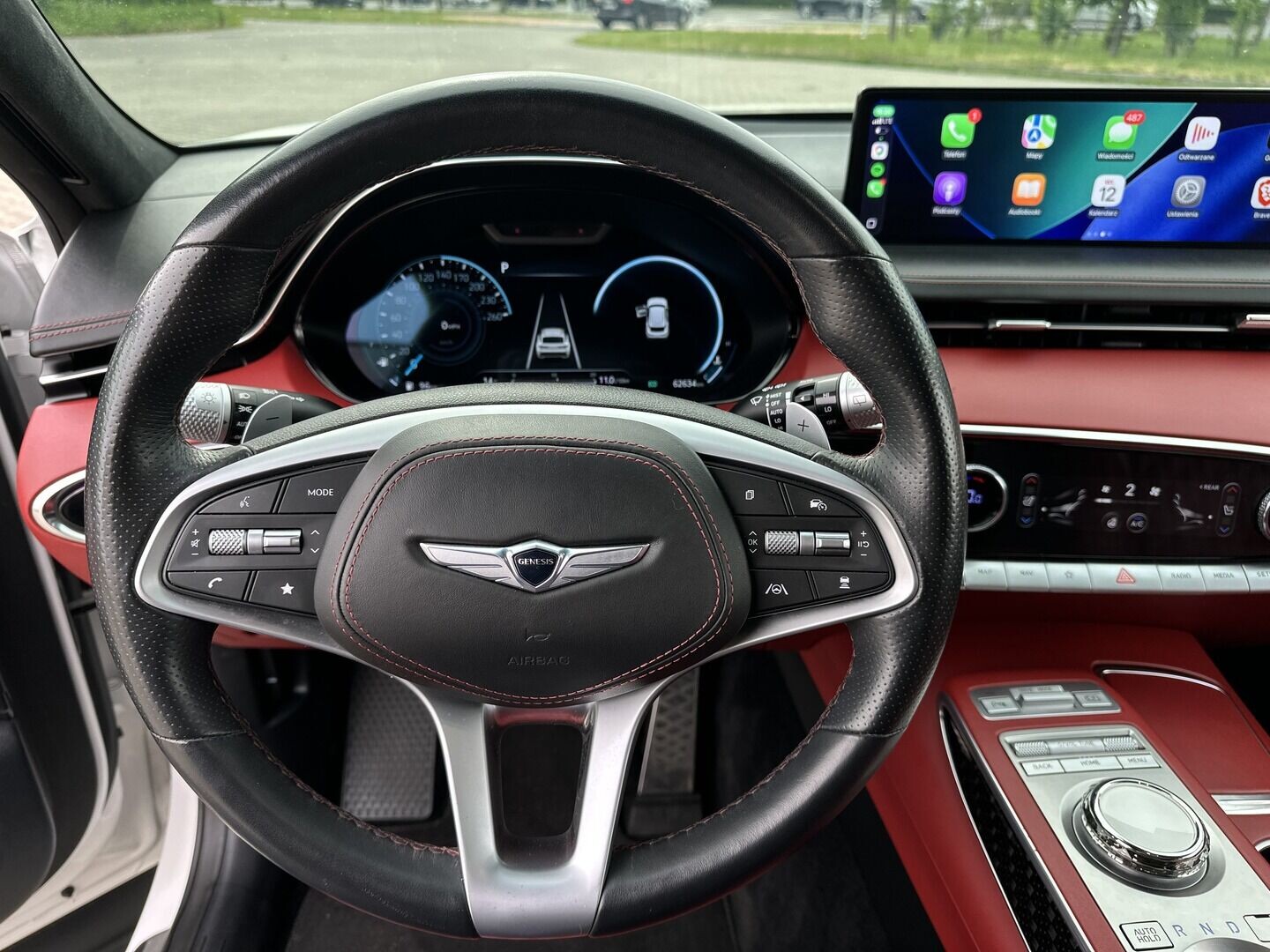 Genesis GV70