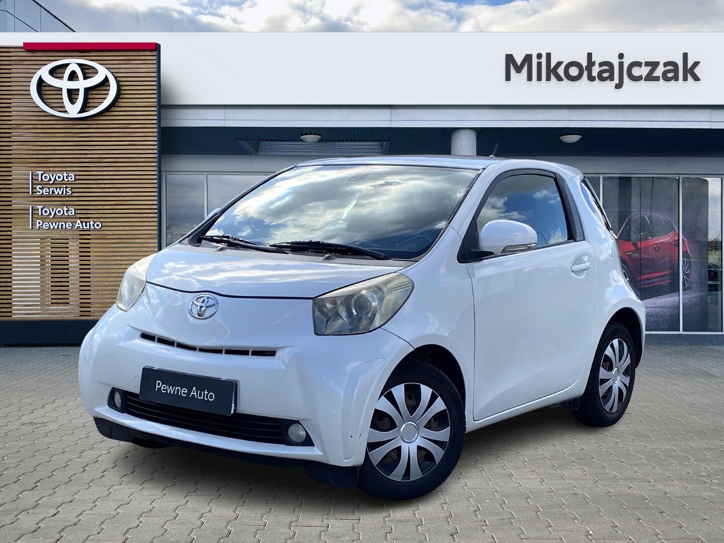 Toyota iQ