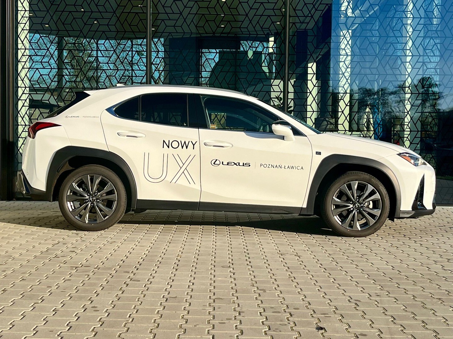 Lexus UX