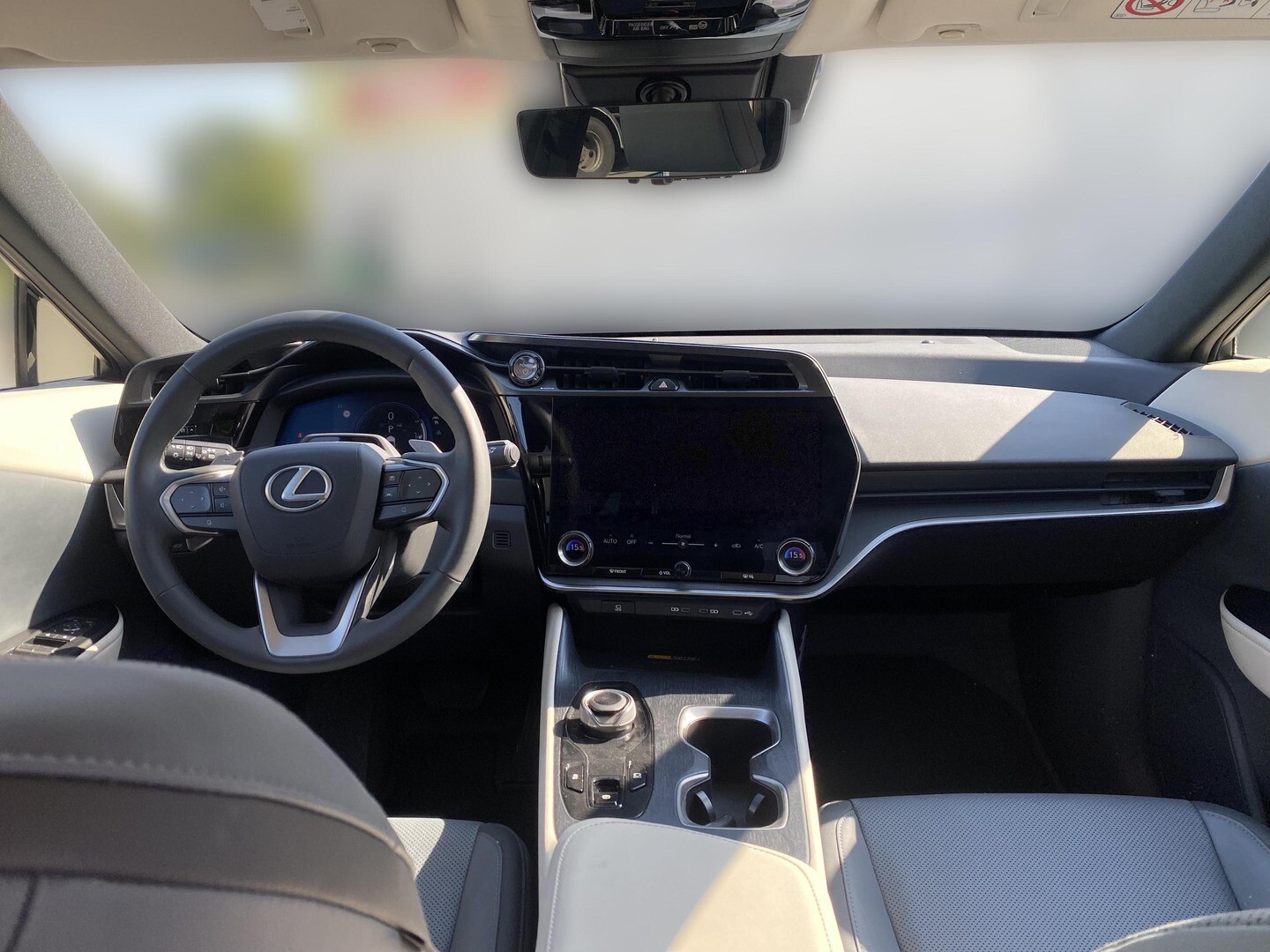Lexus RZ
