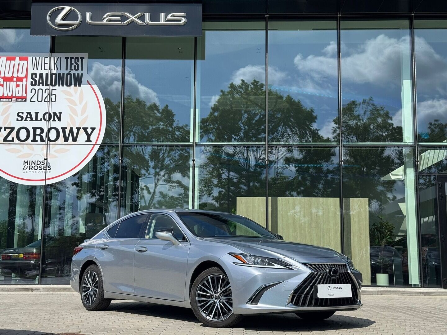Lexus ES