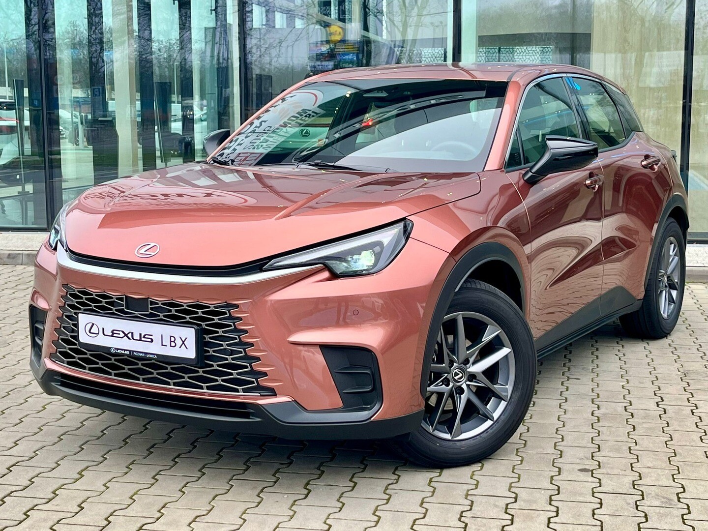 Lexus LBX