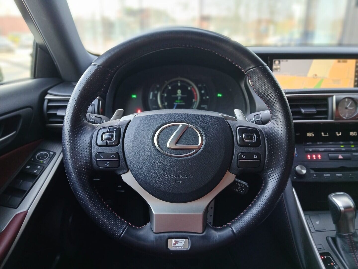 Lexus IS