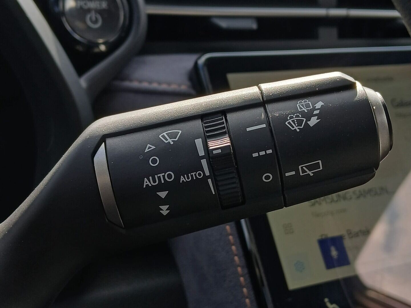Lexus LBX