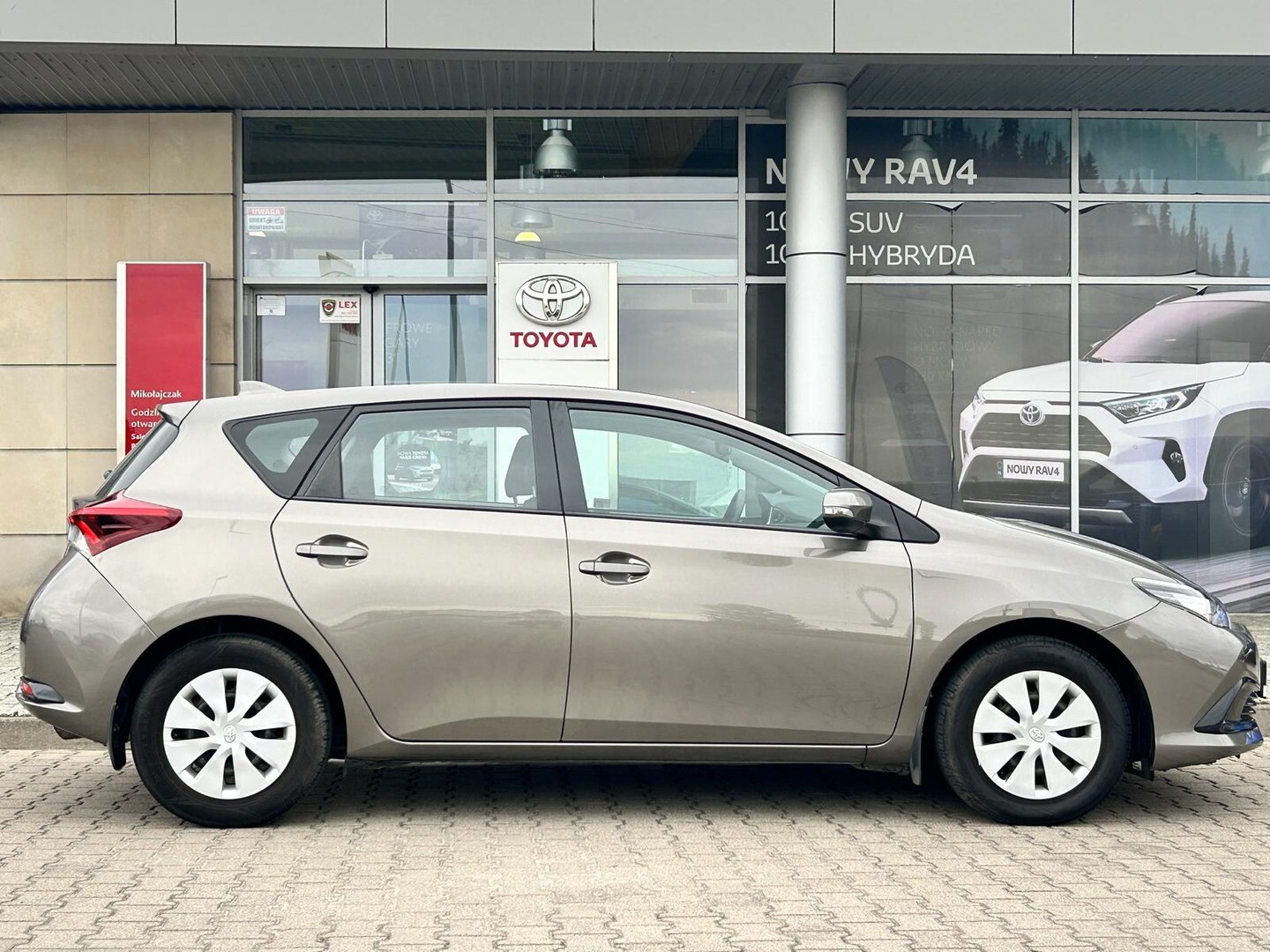 Toyota Auris