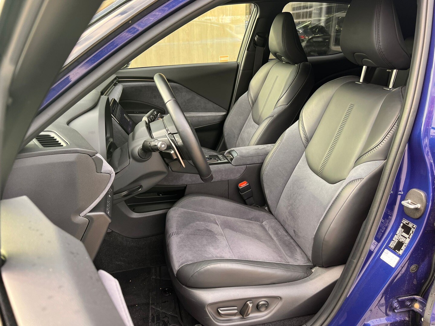 Lexus LBX