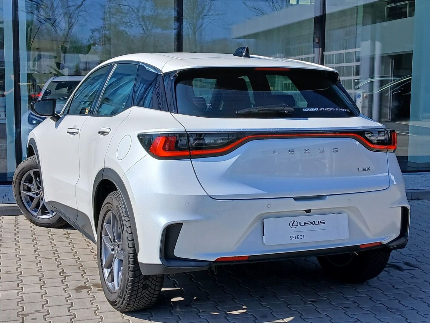 Lexus LBX